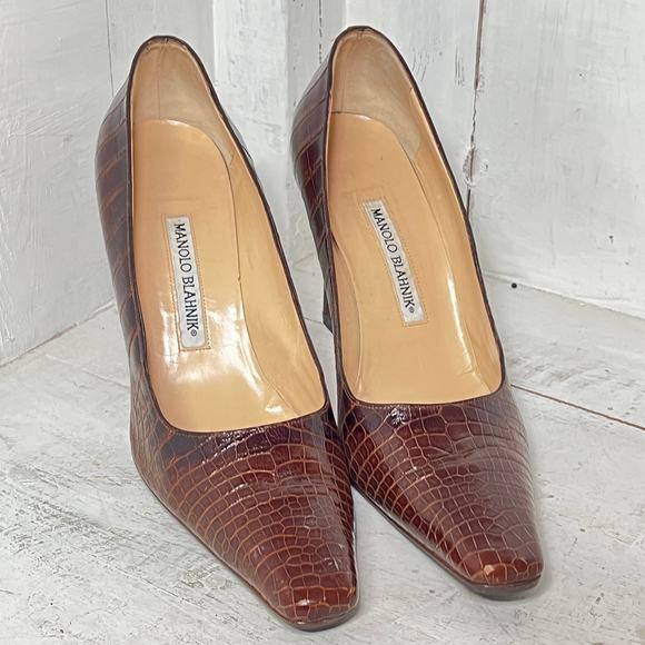 Manolo Blahnik Kayami Alligator Leather Heeled Pumps Chocolate Women's 39 / 8 - Picture 1 of 6